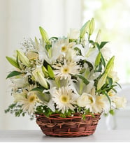 Karbeyaz Lilyum ve Gerbera Sepeti