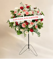 Renkli Gerbera ve Lilyumlardan Hazırlanmış Ferforje Aranjman