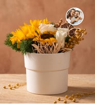 Kişiye Özel Stickerlı Ayçiçekleri ve Beyaz Güller