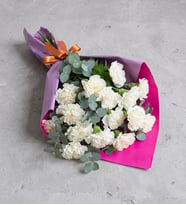 Lila Pembe Bukette Beyaz Karanfiller