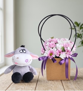 Kraft Çantada Papatya ve Peluş Eşek