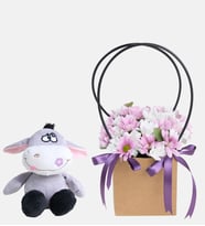 Kraft Çantada Papatya ve Peluş Eşek