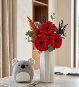 Beyaz Vazoda Kırmızı Gerbera ve Koala Yastık