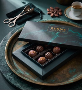 Lotus Biscoff® & Sütlü Yeşil Gurme Lezzetler Kutusu
