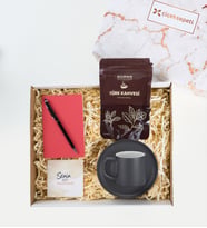 Kırmızı Defter, Tük Kahvesi ve Fincanlı Hediye Kutusu