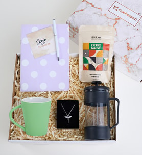 French Press ve Melek Kolyeli Hediye Kutusu