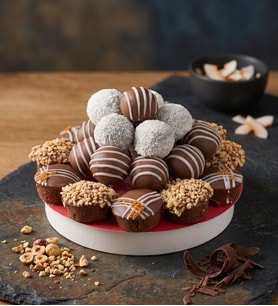 Lotus Biscoff®, Hindistan Cevizi ve Fındıklı Kekler