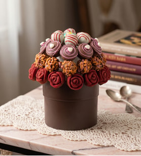 Lotus Biscoff® ve Kalp Keklerle Bir Buket Lezzet