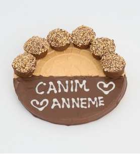 Canım Anneme Mesajlı Kağıt Helve Üstünde Kekler