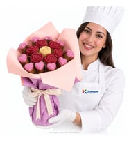 Kırmızı, Beyaz Gül ve Pembe Kalp Kek Buketi
