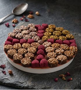 Lotus Biscoff®, Fındık, Fıstık ve KITKAT® ile Kekler
