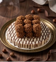 Pasta Temalı Kağıt Helva Üstünde Lotus Biscoff®'lu Kekler