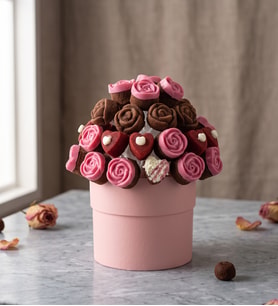 Pembe Polimer Saksıda Pembe Gül Süslemeli Kekler