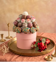 Yapay Gül ve Pembe Saksıda Lotus Biscoff® Trüfler
