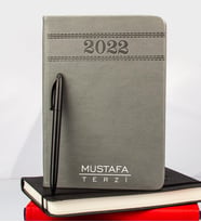 Kişiye Özel İsimli 2022 Ajanda Ve Kalem Set hf8761 (Gri)
