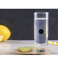BK Gift Kişiye Özel Renkli Baskılı Baş Harf İsim Tasarımlı Vodka Bardağı-1 (Beyaz)