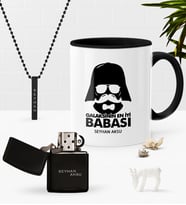 BK Gift Kişiye Özel Galaksinin En İyi Babası Siyah Kupa Benzinli Çakmak Kolye Seti-2 (Model 1)
