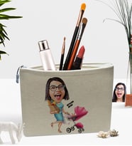 BK Gift Kişiye Özel Ev Hanımı Anne Karikatürlü Keten Makyaj Çantası-1 (Bej)