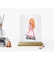 BK Gift Kişiye Özel Kadın Karikatürlü Ahşap Standlı Çerçeve-41 (Beyaz)