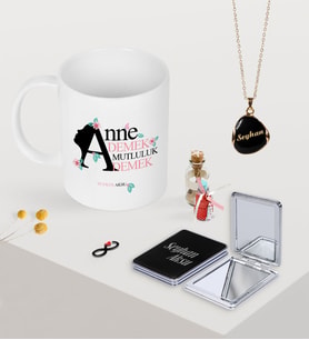 BK Gift Kişiye Özel Anne Demek Mutluluk Demek Kupa Ayna ve Siyah Mineli Kolye Seti (Model 1)