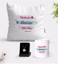 BK Gift Kişiye Özel Öğretmenler Gününüz Kutlu Olsun Beyaz Kupa Yastık ve İsimli Papatya Kolye Hediye Seti-4 (Model 1)