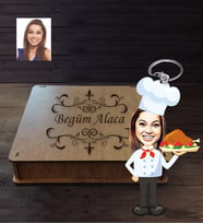 Kişiye Özel Aşçı Karikatürlü Ahşap Anahtarlık Kutulu Bayan-2