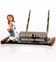 Kadın Veteriner Biblolu Masa İsimliği Hediye Ofis Kristal İsimlik