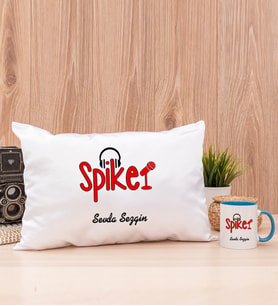 Spiker Dikdörtgen Yastık ve Mavi Kupa Bardak