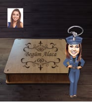 Kişiye Özel Polis Karikatürlü Ahşap Anahtarlık Kutulu Bayan-1