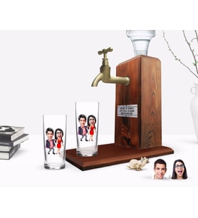 BK Gift Kişiye Özel Renkli Baskılı Sevgililer Karikatürlü İkili Rakı Bardağı ve Ahşap Rakı Standı Hediye Seti-4 (Model 1)