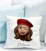 Emoji Kız Stiker Yastığı Kişiye Özel
