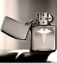 BK Gift Kişiye Özel Doktor Benzinli Gümüş Gri Metal Çakmak  4