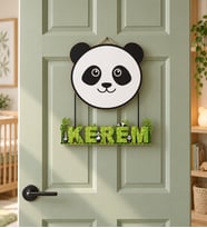 Gifties Minik Pandanın Kocaman Kafası Temalı Kişiye Özel Kapı Süsü