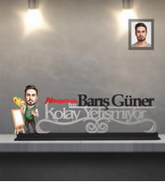 Kişiye Özel Ressam Karikatürlü Kolay Yetişmiyor Ahşap Biblo  Bay-1