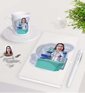 BK Gift Kişiye Özel Bayan Eczacı Karikatürlü Beyaz Defter Kalem Türk Kahvesi Fincanı Seti-4 (Model 1)