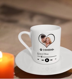 BK Gift Kişiye Özel Kalpli Fotoğraflı Spotify Barkodlu Kahve Fincanı-1 (Beyaz)