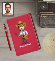 Kişiye Özel Gitarist Karikatürlü  Kırmızı Defter Kalem Hediye Seti Bay-1