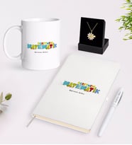 BK Gift Kişiye Özel Matematik Öğretmeni Beyaz Kupa Defter Kalem ve İsimli Papatya Kolye Hediye Seti-2 (Model 1)