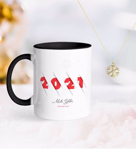 BK Gift Kişiye Özel 2024 Mutlu Yıllar Siyah Kupa ve Kar Tanesi Kolye-2 (Model 1)
