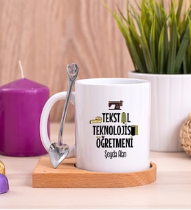 Tekstil Teknolojisi Öğretmeni Ahşap Altlıklı Beyaz Kupa Bardak