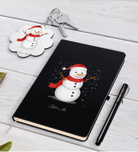 BK Gift Kişiye Özel Kardan Adam Siyah Defter Kalem ve Anahtarlık Hediye Seti-2 (Model 1)