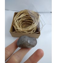 DUMANLI KUVARS TAŞI BİBLO/ HAM DOĞALTAŞ BİBLO (30-35 gr)