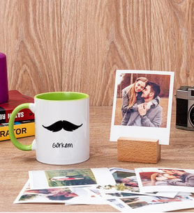 Bıyık Tasarım Yeşil Kupa Bardak ve Ahşap Standlı Polaroid Set