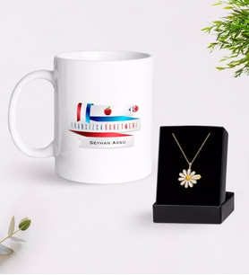 BK Gift Kişiye Özel Fransızca Öğretmeni Beyaz Kupa ve Papatya Kolye Hediye Seti-2 (Model 1)