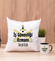İş Güvenliği Uzmanı Kare Yastık ve Siyah Kupa Bardak