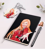 BK Gift Kişiye Özel Bayan Karikatürlü Siyah Defter Kalem Ve Anahtarlık Hediye Seti-34 (Model 1)