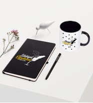 BK Gift Kişiye Özel Edebiyat Öğretmeni Temalı Siyah Defter Kalem Kupa Seti - 2