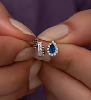 Safir Taşlı Gümüş Küpe