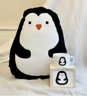 Tatlı Penguen Tasarımlı Kutulu Kupa Ve Yastık Set