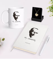 BK Gift Kişiye Özel Atatürk Temalı Beyaz Kupa Defter Kalem ve İsimli Papatya Kolye Hediye Seti-23 (Model 1)